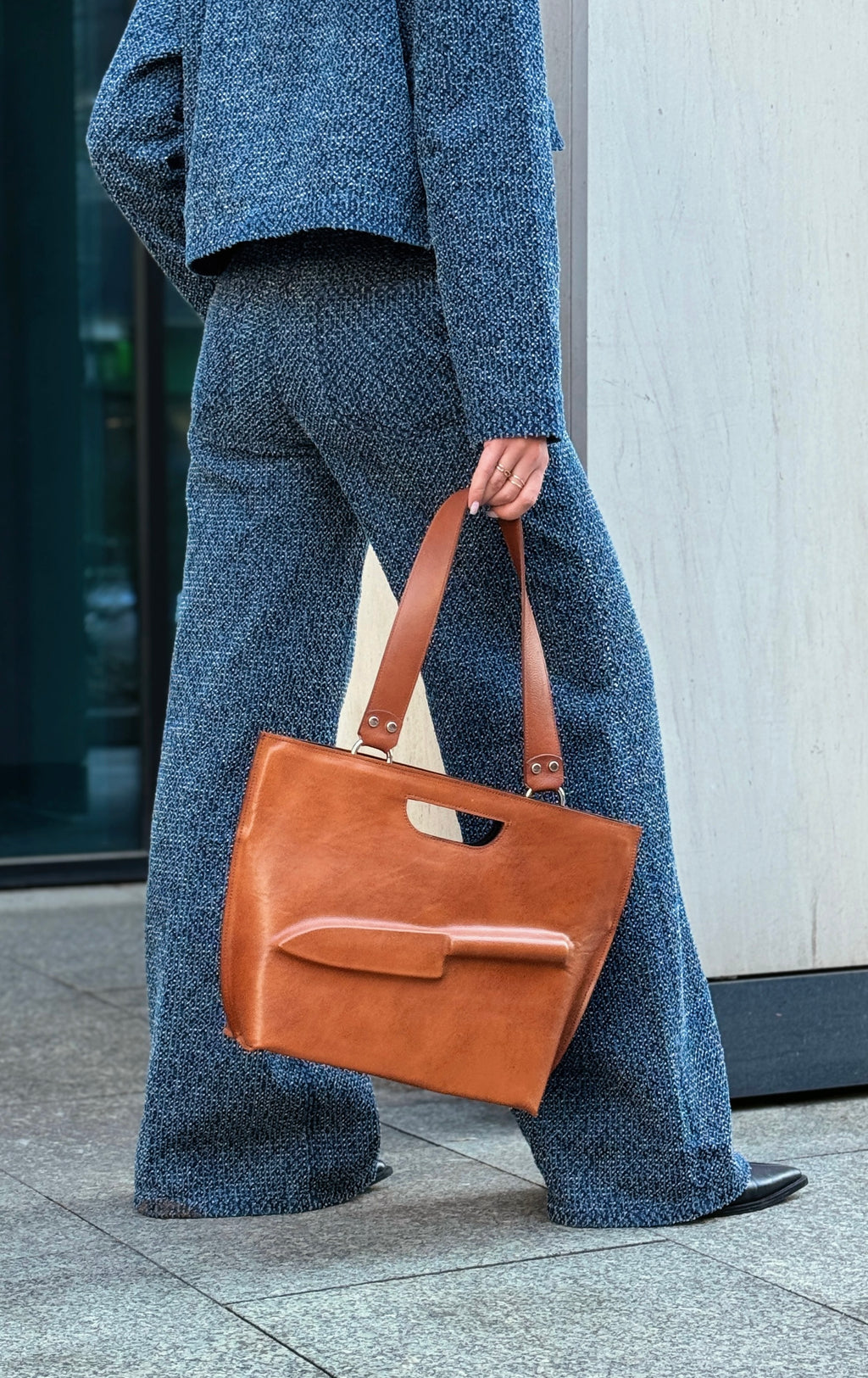 Knife bag in brown image 2