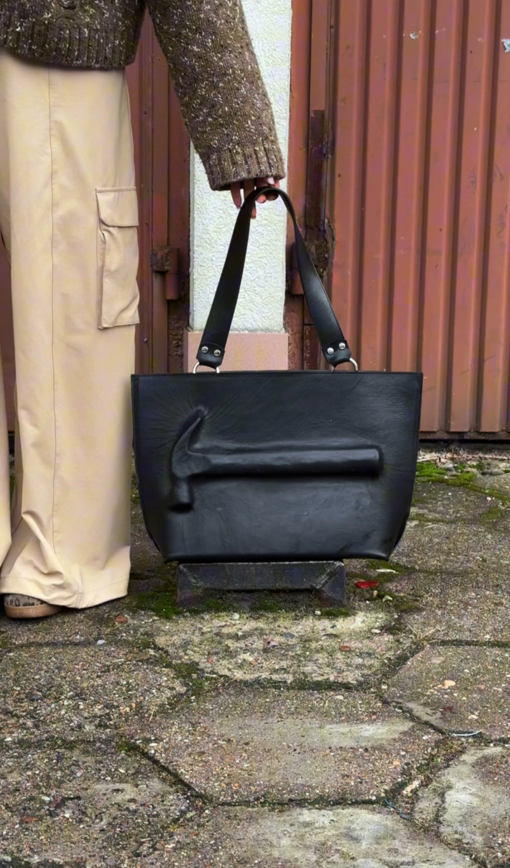Hammer bag  image 1